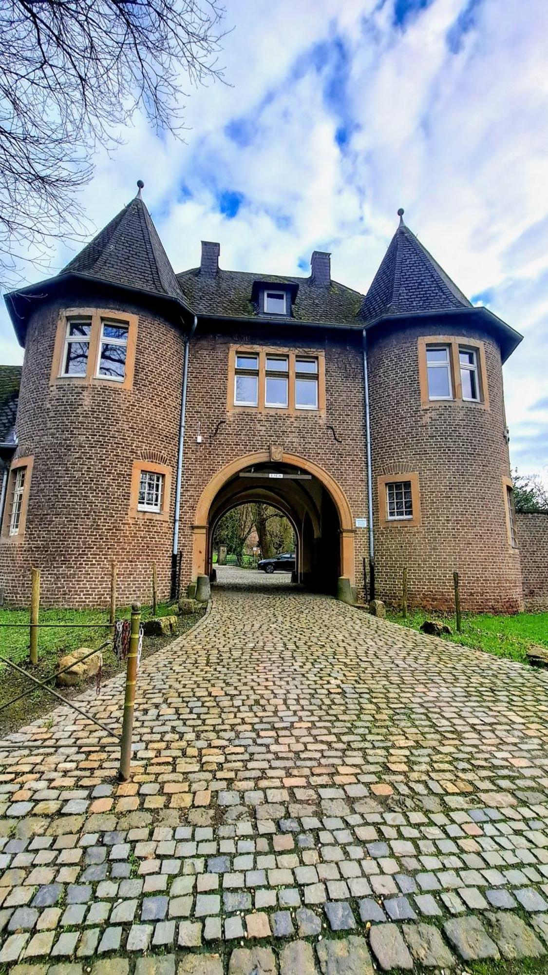 Apartments Am Schloss Rimburg Ubach-Palenberg Екстериор снимка